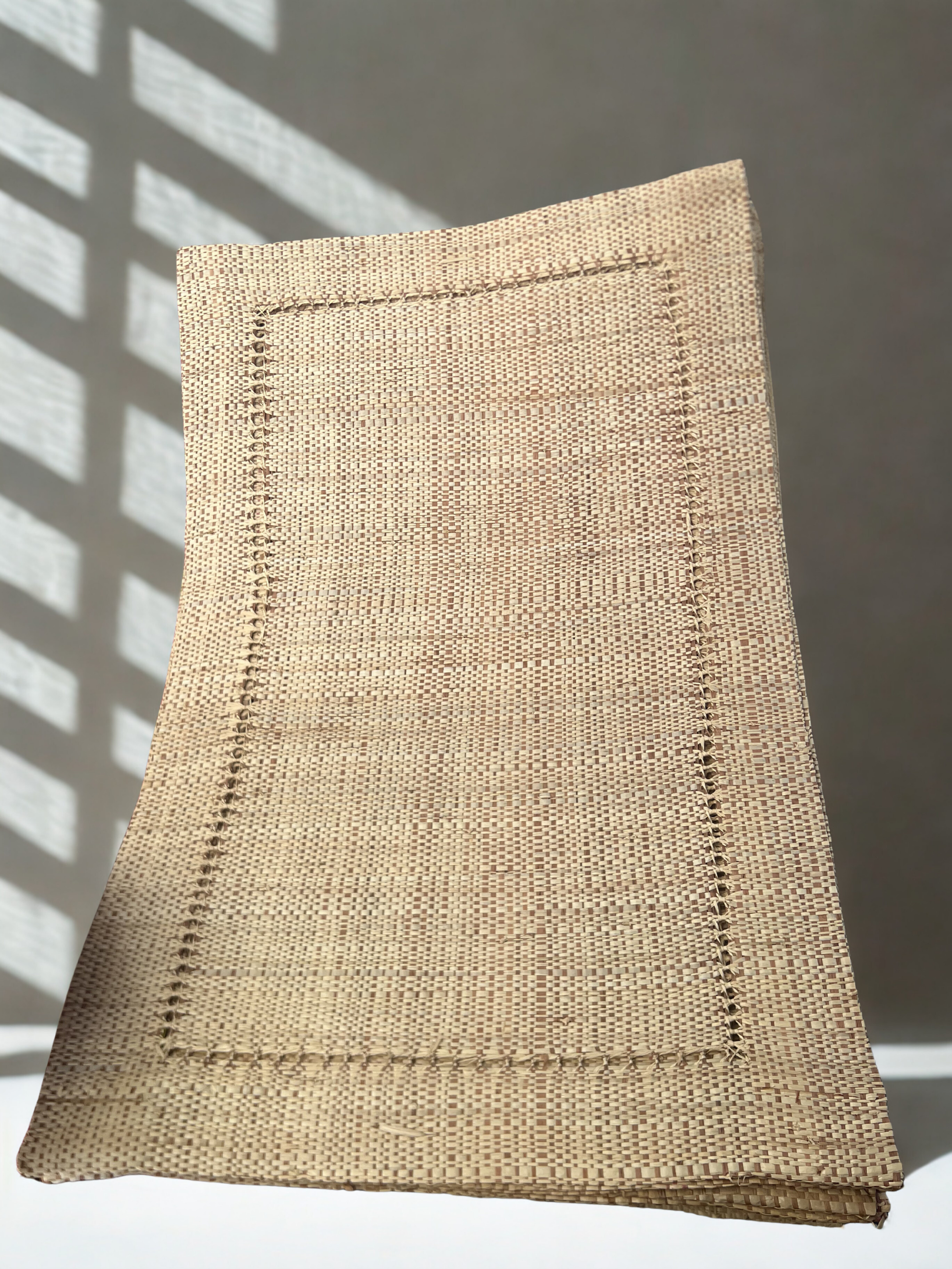 Accesorios de rafia — artesanía de Madagascar